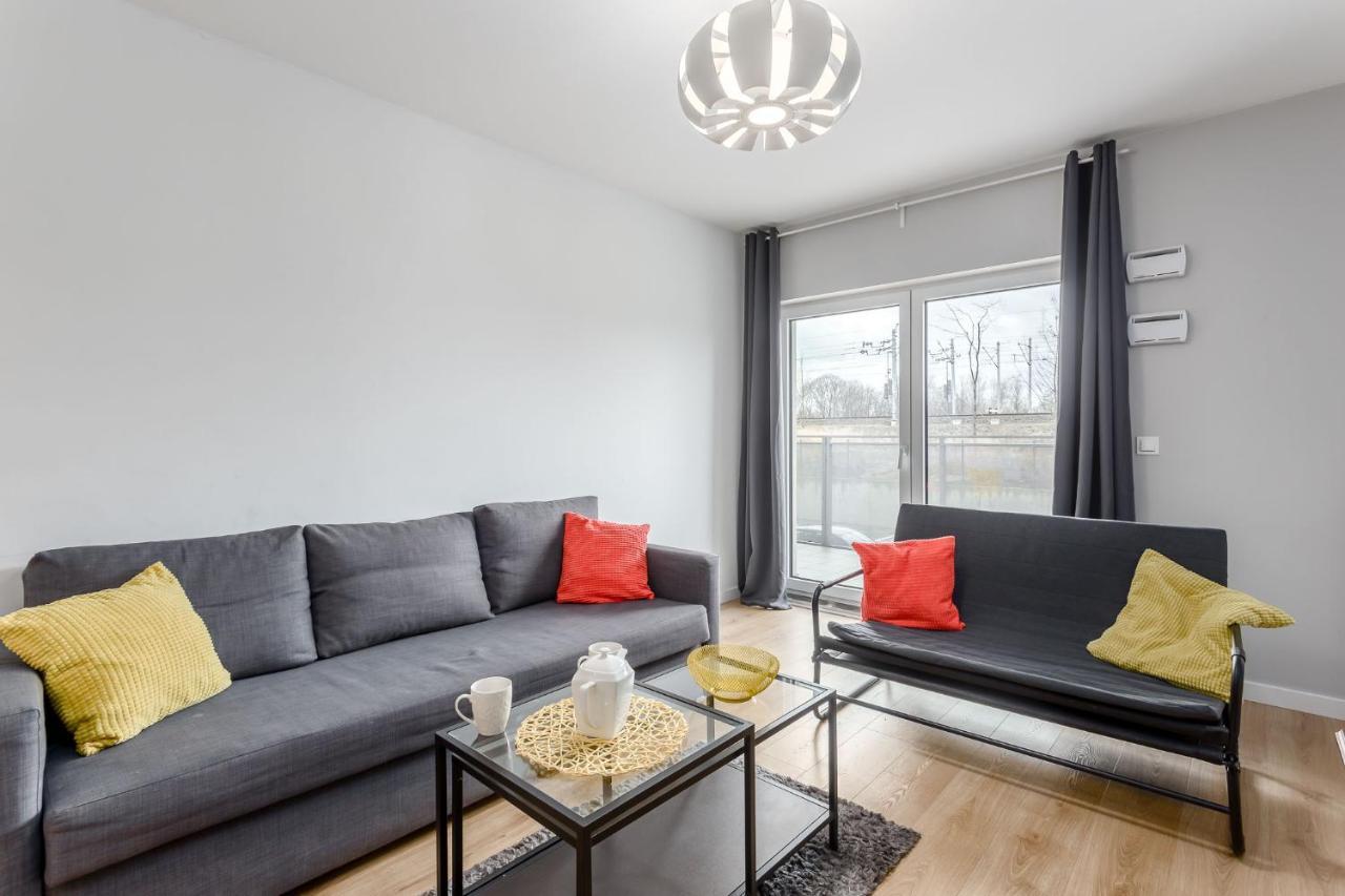 Chill Apartments Marywilska Varšava Exteriér fotografie